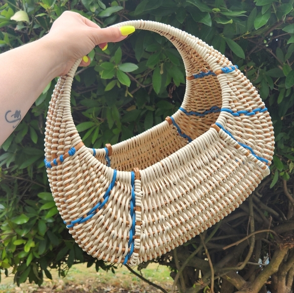 Vintage Gondola Wicker Basket Blue Beige Boho Bohemian Decor House Purse 70s - Picture 8 of 8